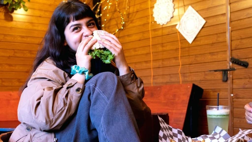 This burger chain had 400 locations, then it died twice